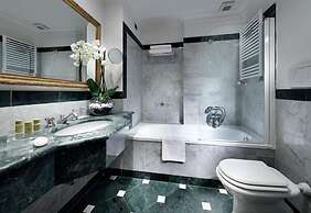 Exe International Palace