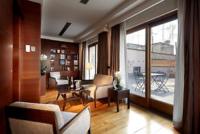 Exe International Palace