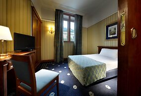 Exe International Palace