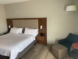 Holiday Inn Express & Suites Evansville North by IHG