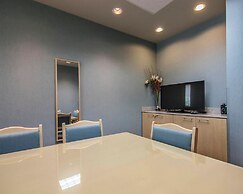 Quality Hotel Airport South