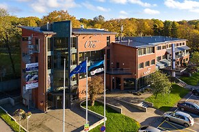 Oru Hub Hotel Tallinn - Handwritten Collection