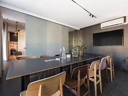 Oru Hub Hotel Tallinn - Handwritten Collection