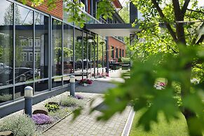 Oru Hub Hotel Tallinn - Handwritten Collection