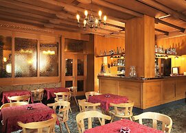 Hotel Pinzolo Dolomiti