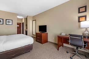Comfort Inn & Suites St. Louis - O'Fallon
