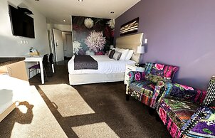 Tides Hotel
