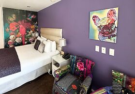 Tides Hotel