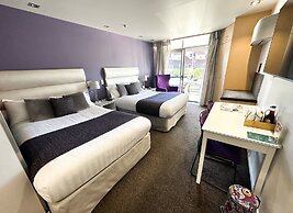 Tides Hotel