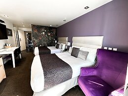 Tides Hotel