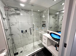 Tides Hotel