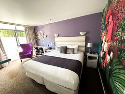 Tides Hotel