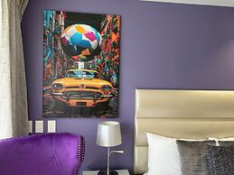 Tides Hotel