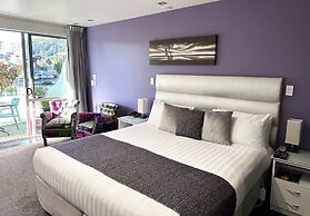 Tides Hotel