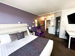 Tides Hotel