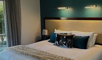 Tides Hotel