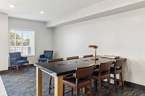 Holiday Inn Express & Suites Mountain View Silicon Valley by IHG