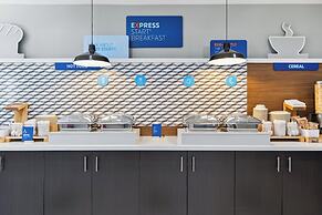 Holiday Inn Express & Suites Mountain View Silicon Valley by IHG