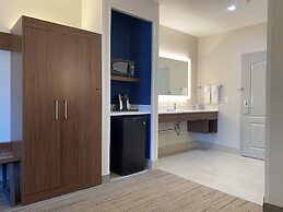 Holiday Inn Express & Suites Mountain View Silicon Valley by IHG