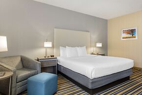 Best Western Plus New England Inn & Suites