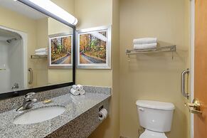 Best Western Plus New England Inn & Suites