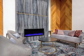 DoubleTree by Hilton Kingston