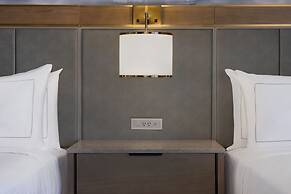 DoubleTree by Hilton Kingston