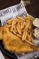 DoubleTree by Hilton Kingston