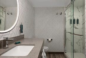 DoubleTree by Hilton Kingston