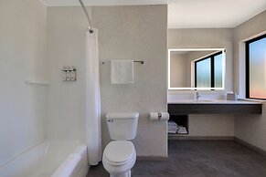 Holiday Inn Express & Suites Moab by IHG