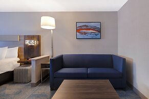 Holiday Inn Express & Suites Moab by IHG