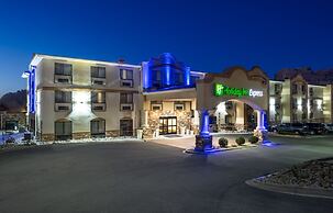 Holiday Inn Express & Suites Moab by IHG