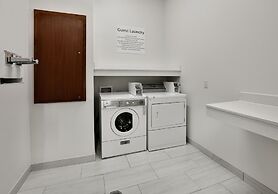 Holiday Inn Express Hotel & Suites Dallas - Duncanville by IHG