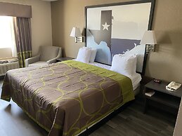 Super 8 by Wyndham Gainesville TX