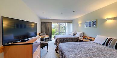 Dunedin Leisure Lodge - A Distinction Hotel, Dunedin, New Zealand ...