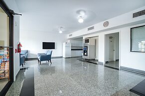 Island Inn by OYO Galveston Beach, TX