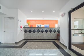 Island Inn by OYO Galveston Beach, TX