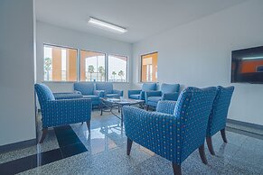 Island Inn by OYO Galveston Beach, TX