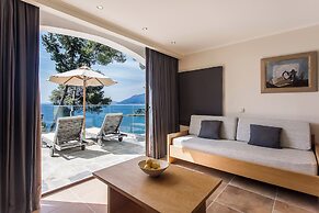 Corfu Holiday Palace Hotel