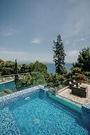 Corfu Holiday Palace Hotel