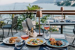 Corfu Holiday Palace Hotel