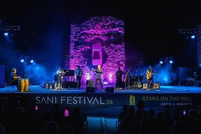 Sani Club