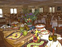 Aegean Melathron Thalasso Spa Hotel