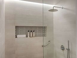 Domes Aulus Elounda All-Inclusive Resort, Curio by Hilton