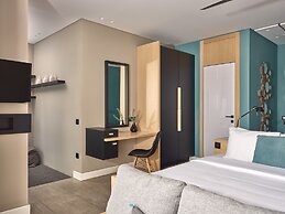 Domes Aulus Elounda All-Inclusive Resort, Curio by Hilton