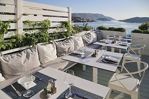 Domes Aulus Elounda All-Inclusive Resort, Curio by Hilton