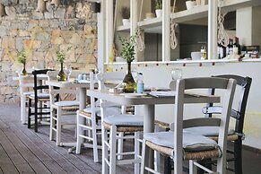 Domes Aulus Elounda All-Inclusive Resort, Curio by Hilton