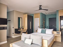 Domes Aulus Elounda All-Inclusive Resort, Curio by Hilton