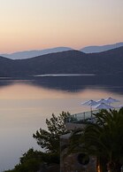 Domes Aulus Elounda All-Inclusive Resort, Curio by Hilton