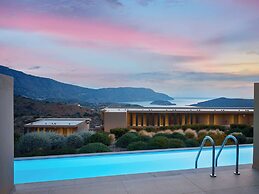 Domes Aulus Elounda All-Inclusive Resort, Curio by Hilton